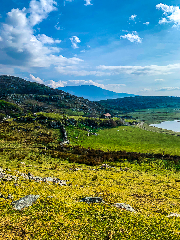 gorgeous irish scenery