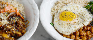 yum yum bowl with eggs and chickpeas
