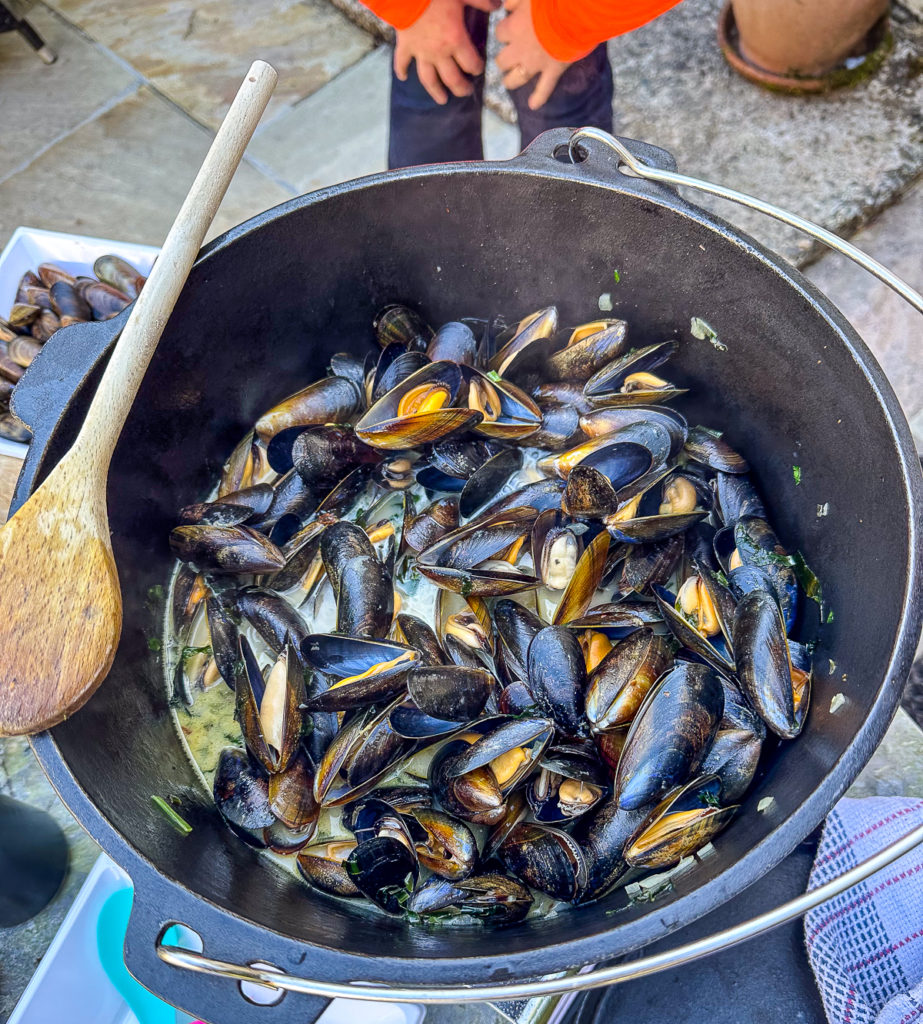 GraBia mussels being cooking outside on the terrace