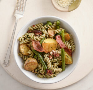 Pasta with Green Beans, Potatoes and Kale Pesto