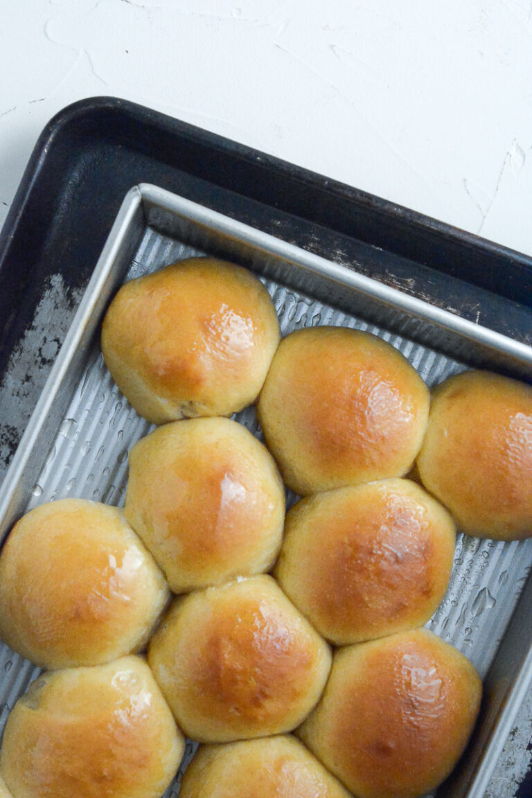 Dinner Rolls in pan